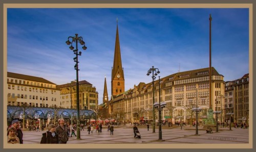 rathausplatz Hamburg